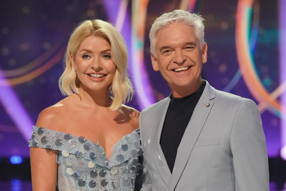 Holly Willoughby did not know about affair – Phillip Schofield