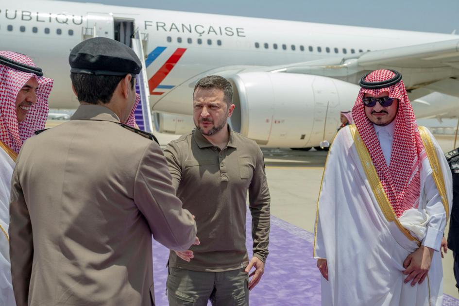 Ukrainian President arrives in Saudi Arabia ahead of summit